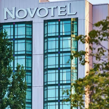 Novotel Toronto North York-2